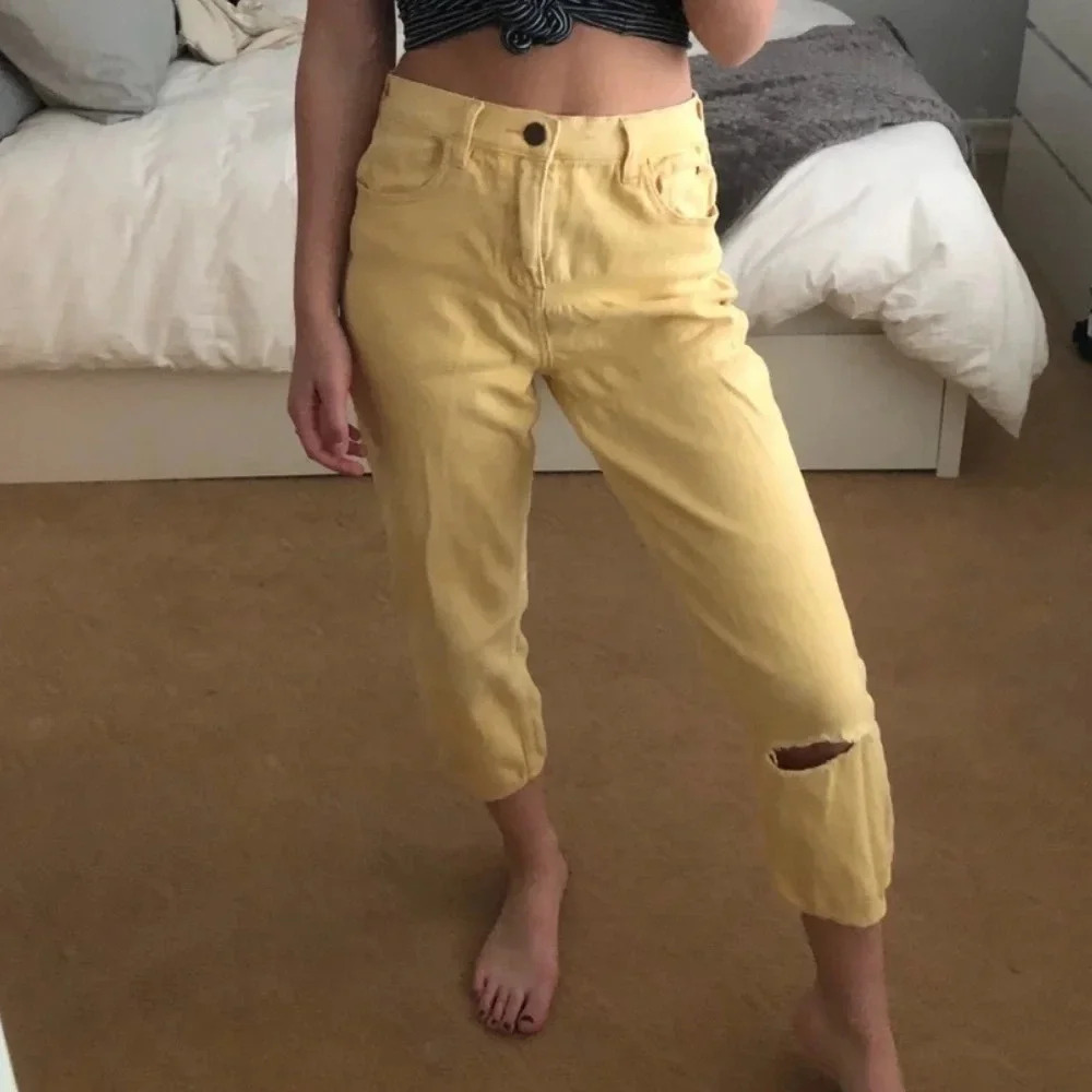 UO BDG yellow girlfriend jeans